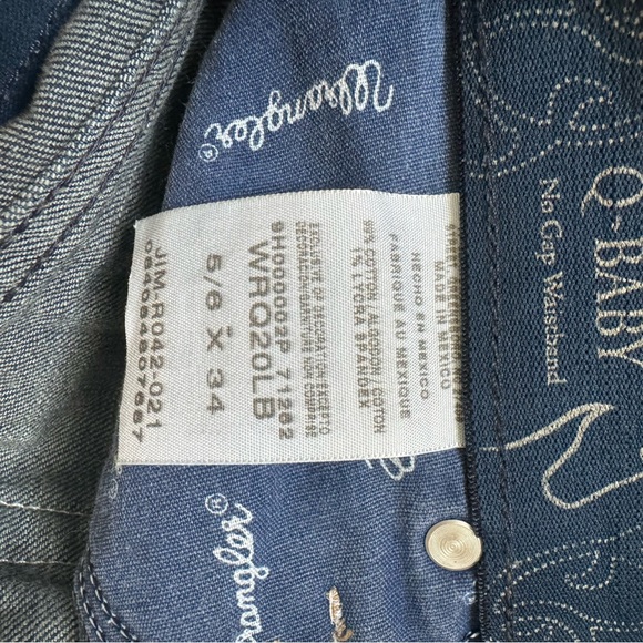Wrangler Women’s No Gap Waistband Q Baby Jeans - Picture 4 of 8